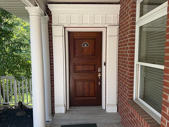 4th image of 16 Thomas Pointe Dr