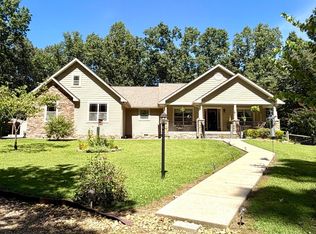 104 Bottom Dr, Monterey, TN 38574