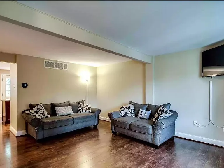12343 Boncrest Dr — Photo 4