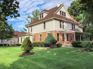 10 Winthrop New Rd, Sugar Grove, IL 60554