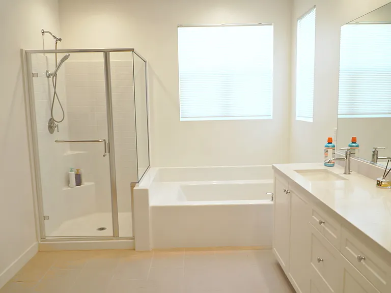 4260 S Crisanta Privado — Photo 18