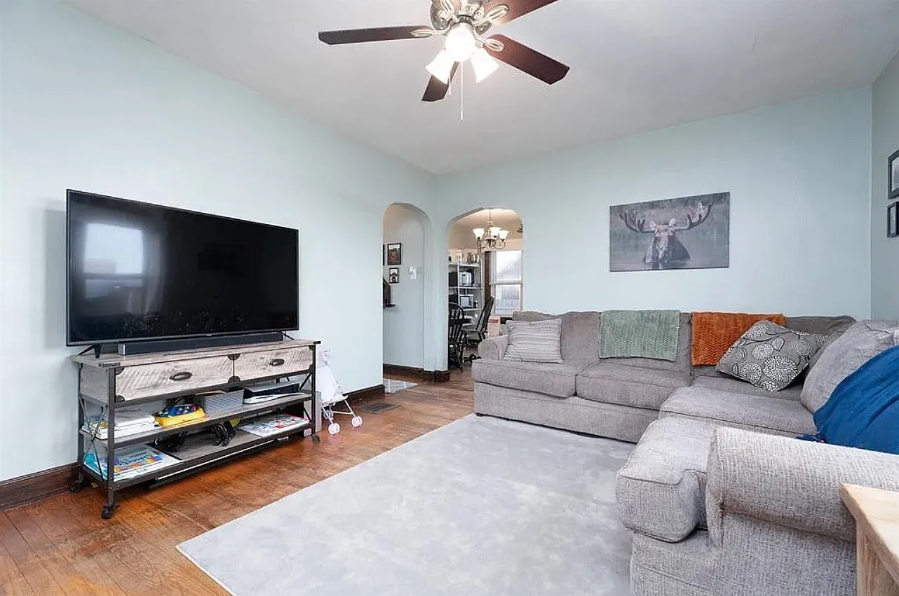 1100 Emerson ct — Photo 4