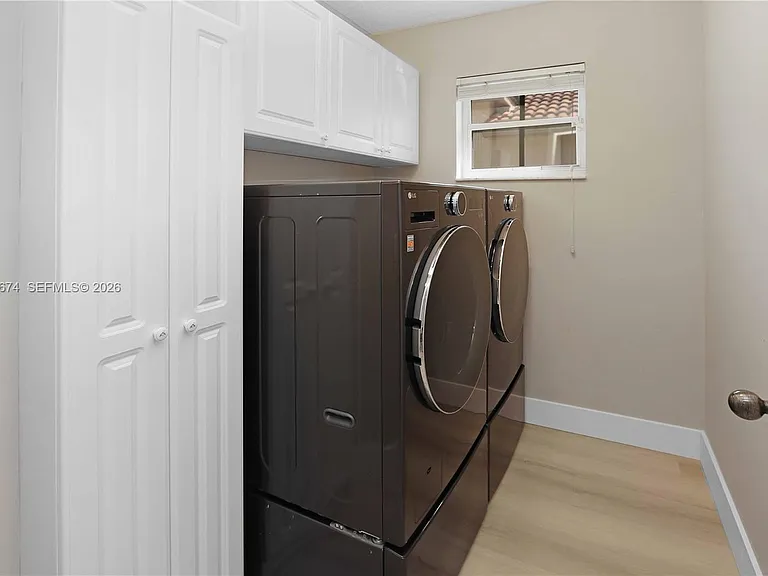 4022 Pinewood Ln — Photo 25