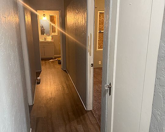 5th image of 1402 N Calaveras St