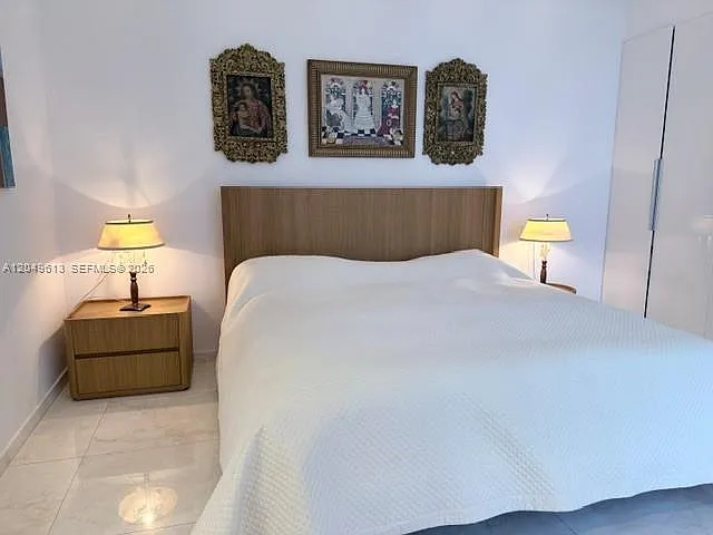 881 Ocean Dr #L2 — Photo 11