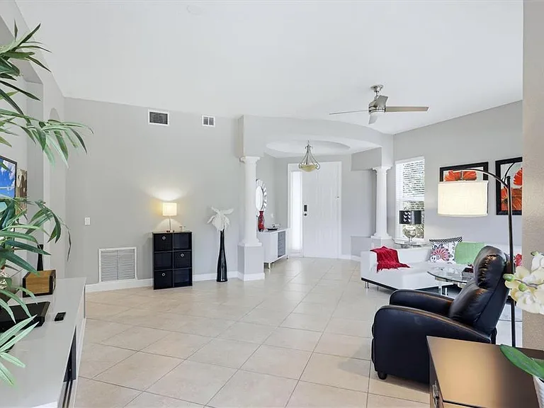 5514 46th Ct W — Photo 7