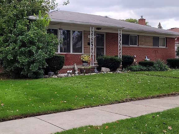 3rd image of 31042 Wellston Dr