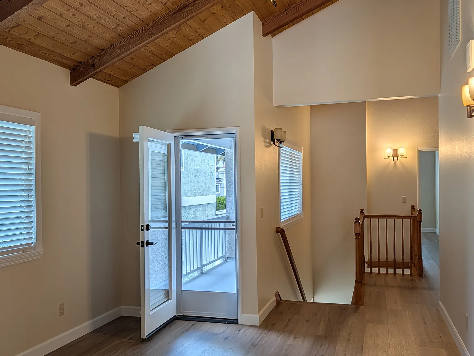 2 bed, 1700 sqft, $5,000 — Photo 4