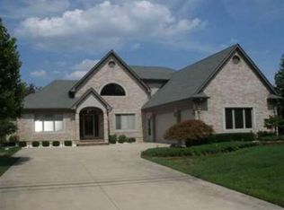 31401 N River Rd, Harrison Township, MI 48045