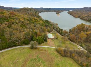 550 Carl Dixon Ln, Gainesboro, TN 38562