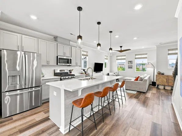 5234 Beardall St, Raleigh, NC 27616