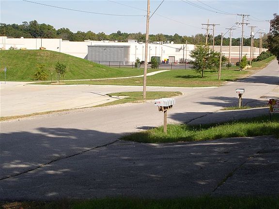 4209-11 Another Street Scene