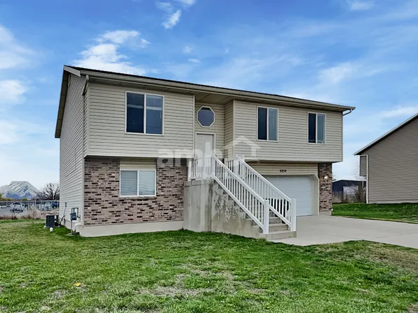 5252 S 4300 W, Hooper, UT 84315