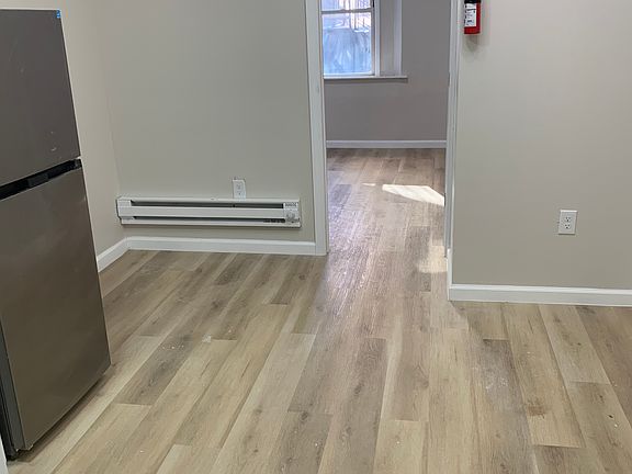 5th image of 197 Market St #2B