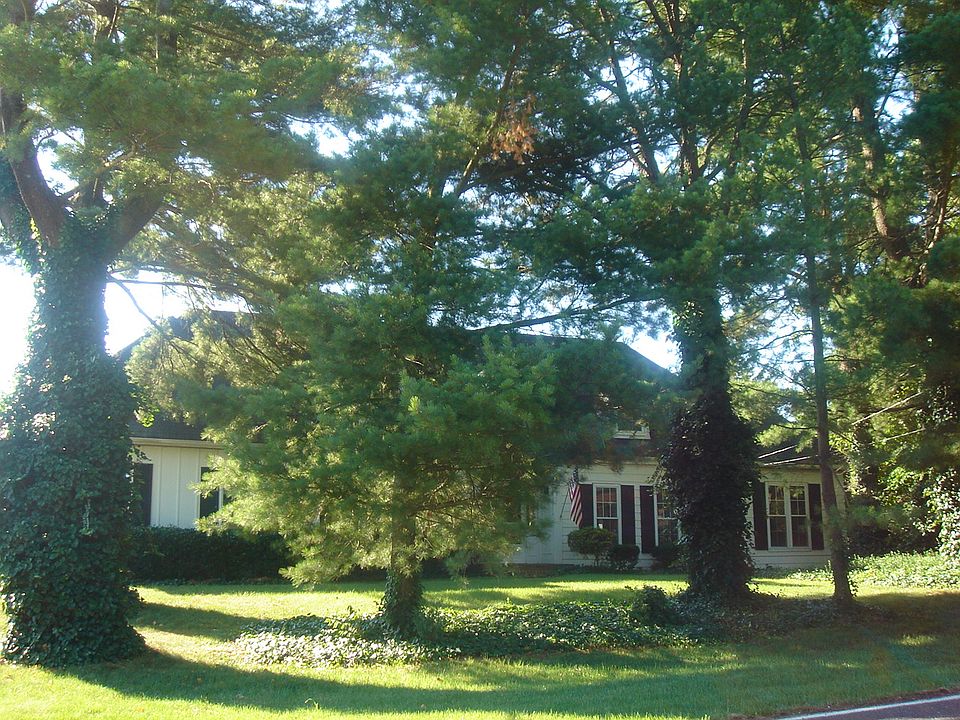 1st image of 7290 Christopher Dr