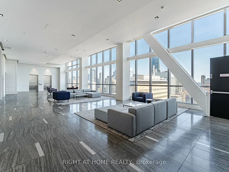 488 University Ave S #2507 — Photo 3