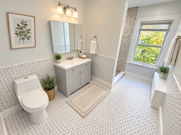 33 Kinnaird St, Cambridge, MA 02139