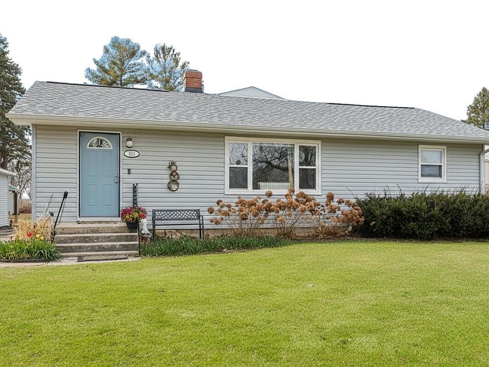 1st image of 593 Academy Dr