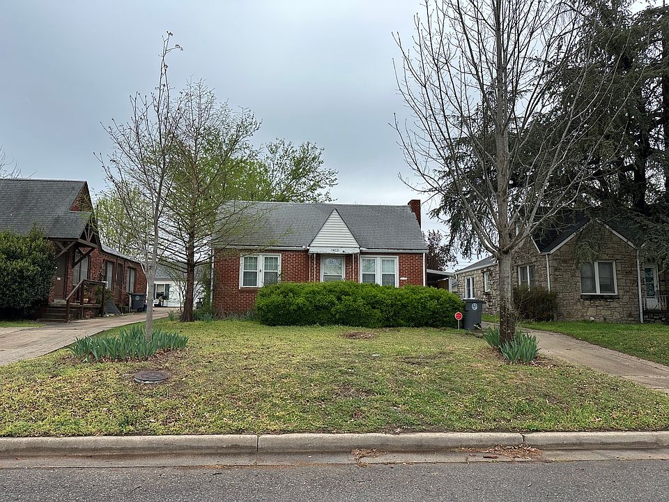 1st image of 1412 S Knoxville Ave
