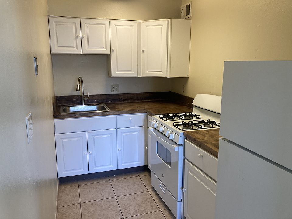 1st image of 2804 N East St #10754636