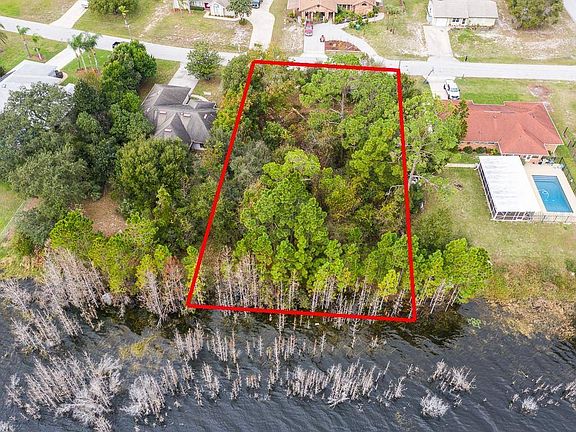 3rd image of 1465 N Timbercrest Dr