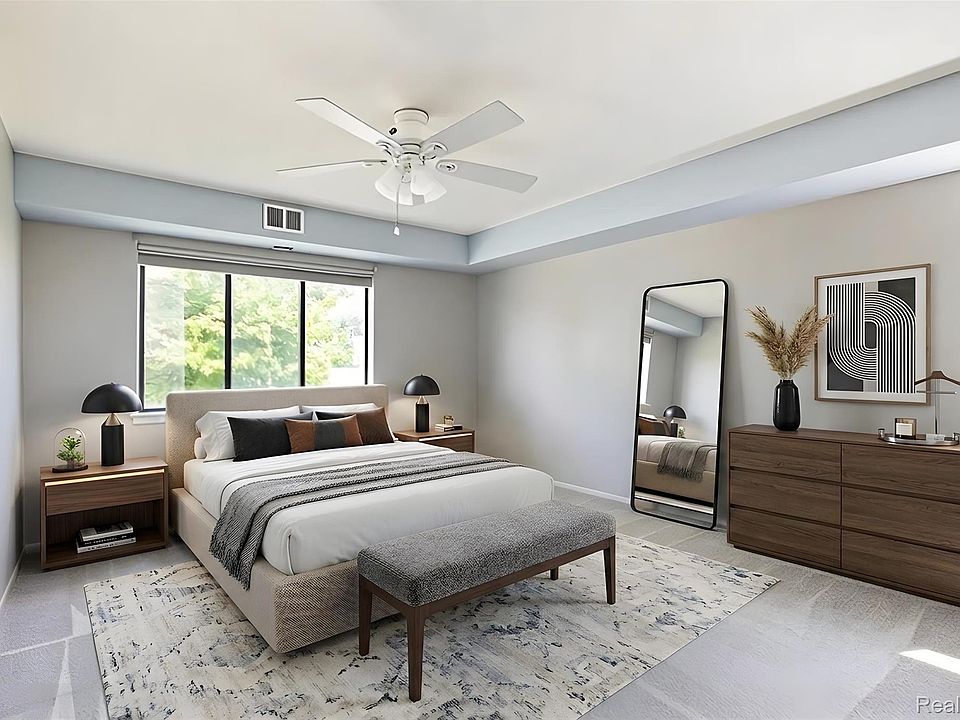 1693 Riverside Dr Apt 3, photo 12