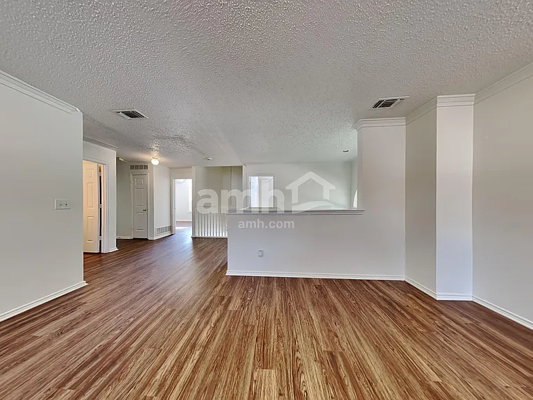 601 Ridgemont Dr — Photo 13