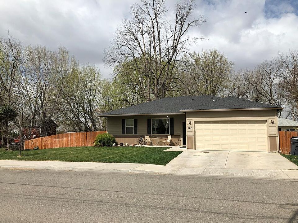 1st image of 122 Artesia Ave