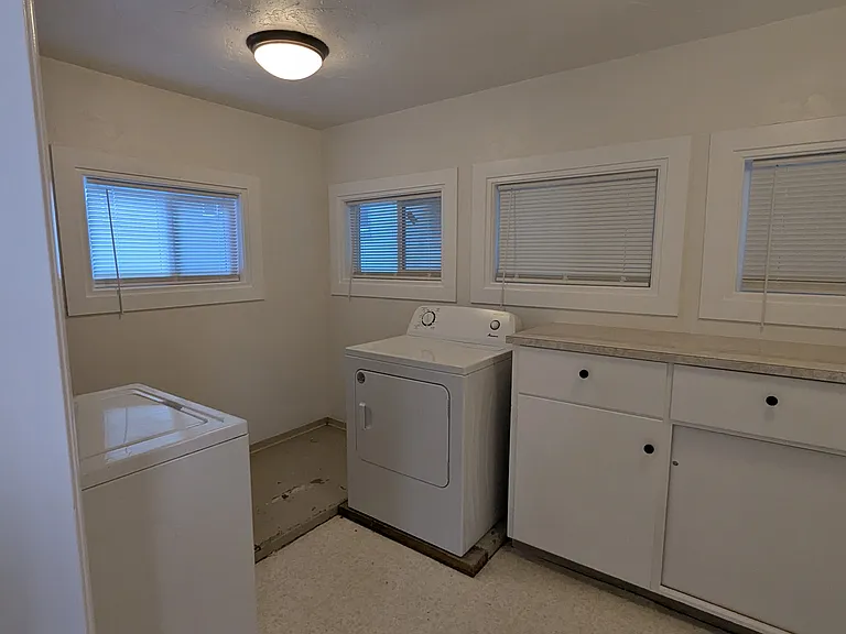 5316 Sandra Ln NE — Photo 18