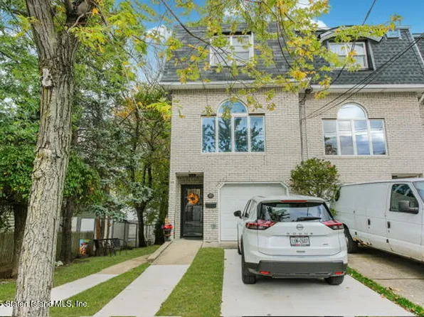 15 Woodland Ave, Staten Island, NY 10308