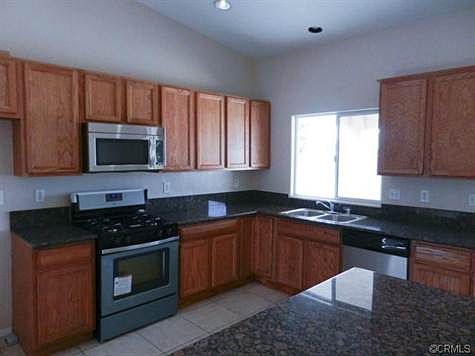 2nd image of 65907 Estrella Ave