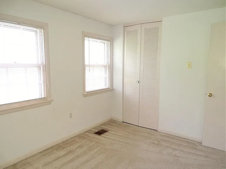 2511 Lititz Pike #F — Photo 12
