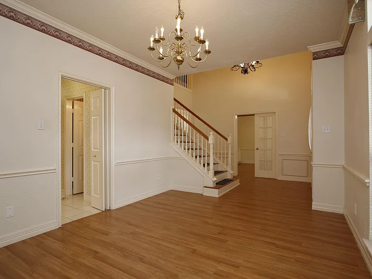 13618 Shadow Falls Ct — Photo 11