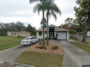 1428 Grandview Dr, Tarpon Springs, FL 34689