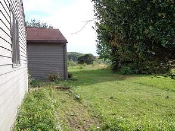2nd image of 316 Farrar Ln