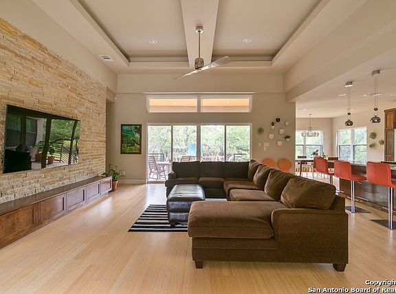 4th image of 26918 Harmony Hls
