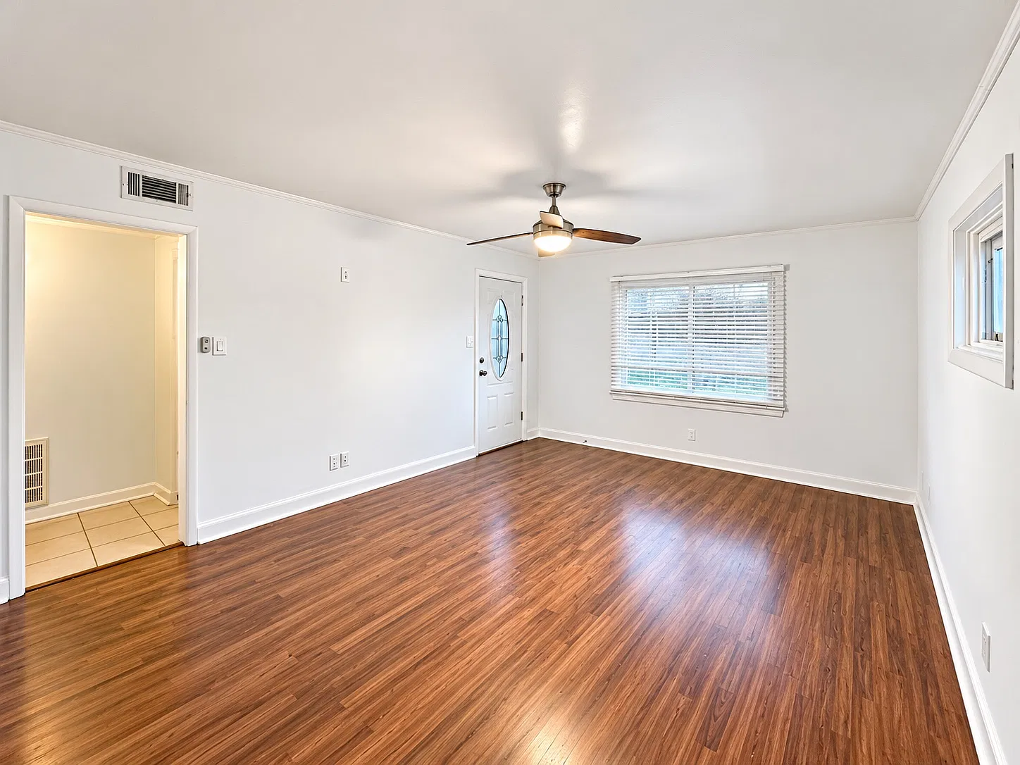 3 bed, 1418 sqft, $1,595 — Photo 2