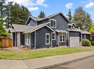 7635 SW Landau St, Portland, OR 97223