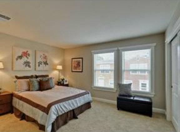 3rd image of 865 Carlisle Way APT 111