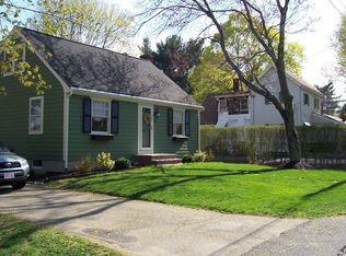 28 Commonwealth Ave, West Bridgewater, MA 02379