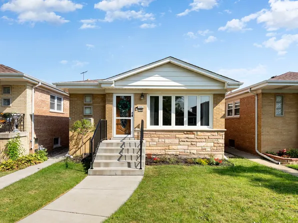 7520 W Carmen Ave, Harwood Heights, IL 60706