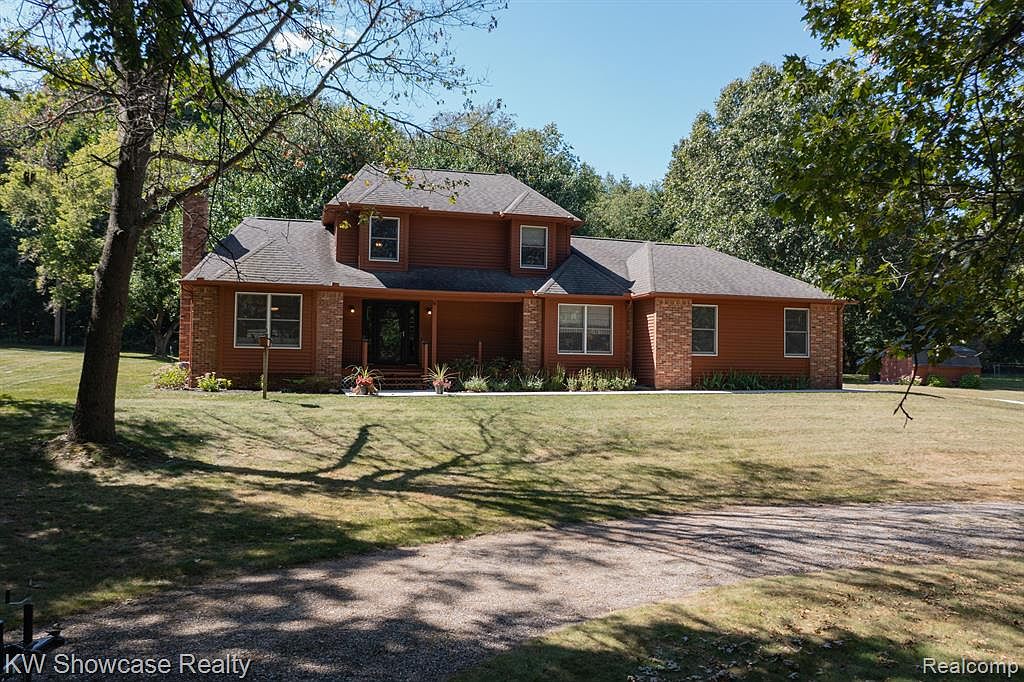 934 County Farm Rd, Howell, MI 48843 Zillow