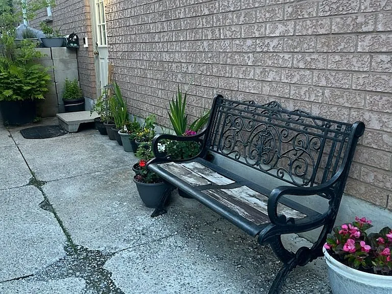 68 Cresswell Ave #BASEMENT — Photo 11