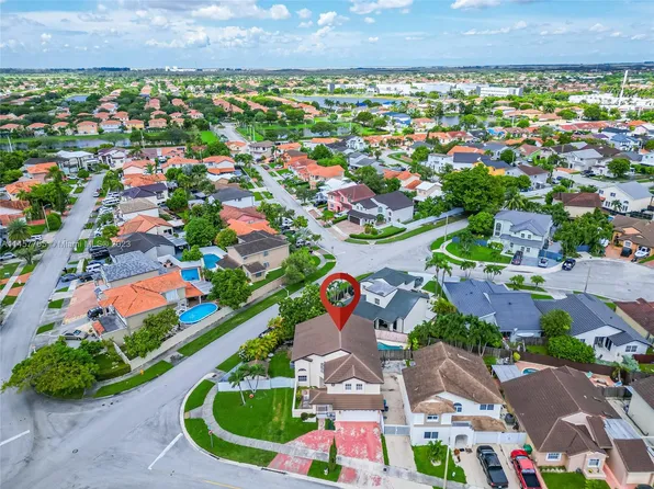 15589 SW 62nd St, Miami, FL 33193