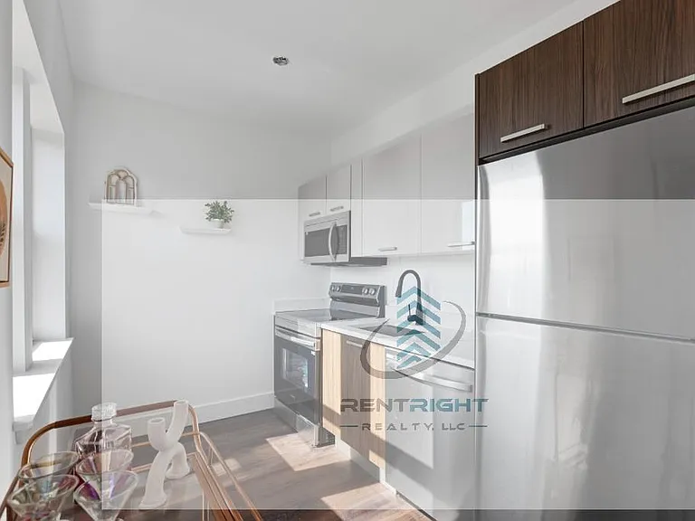 1553-55 W Hollywood Ave #1555-312 — Photo 16