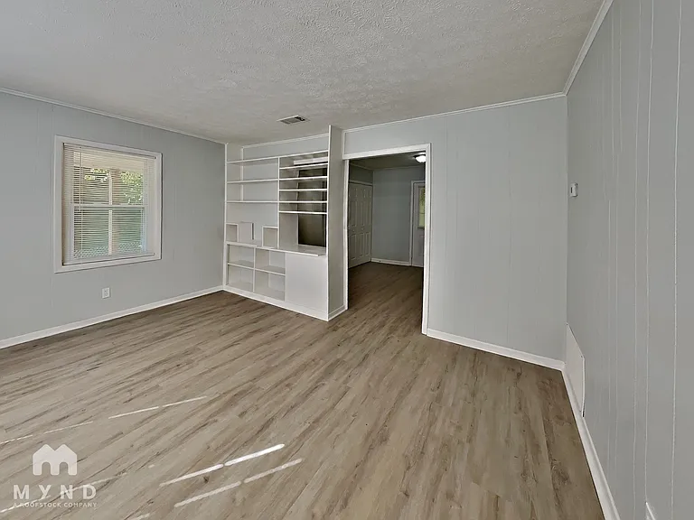 10122 Allen Dr SW — Photo 7