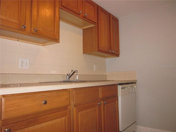 5th image of 5820 N Church Ave Unit 324