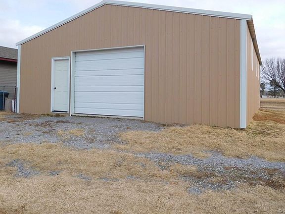 3rd image of 11866 W Us Highway 270
