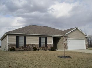 9771 Augusta Ln, Piqua, OH 45356