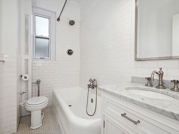 5th image of 125 W 12th St APT 3E